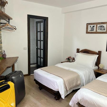 Hotel Omer Μπεράτ Δωμάτιο φωτογραφία